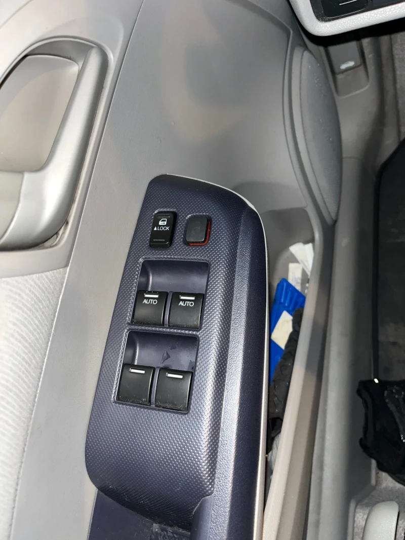 Honda Insight Автоматик хибрид бензин верига, снимка 12 - Автомобили и джипове - 52486640