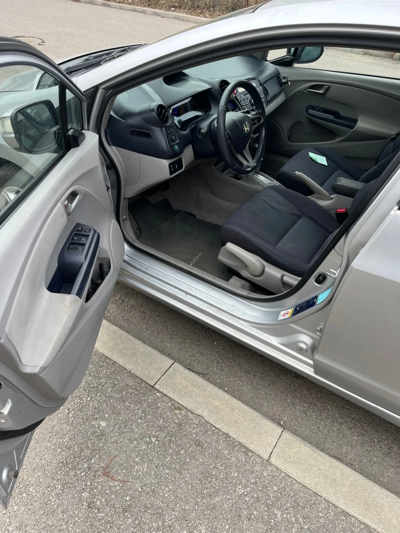 Honda Insight Автоматик хибрид бензин верига, снимка 8 - Автомобили и джипове - 52486640