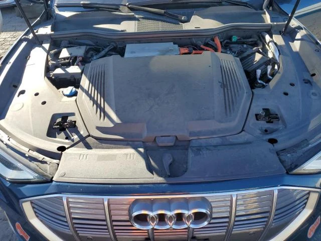 Audi E-Tron Premium Plus* FULL, снимка 12 - Автомобили и джипове - 48560685