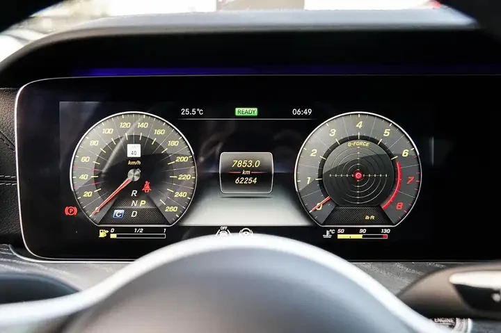 Mercedes-Benz CLS 450 4MATIC* HUD* AMG PKG* BURMESTER, снимка 11 - Автомобили и джипове - 54663094