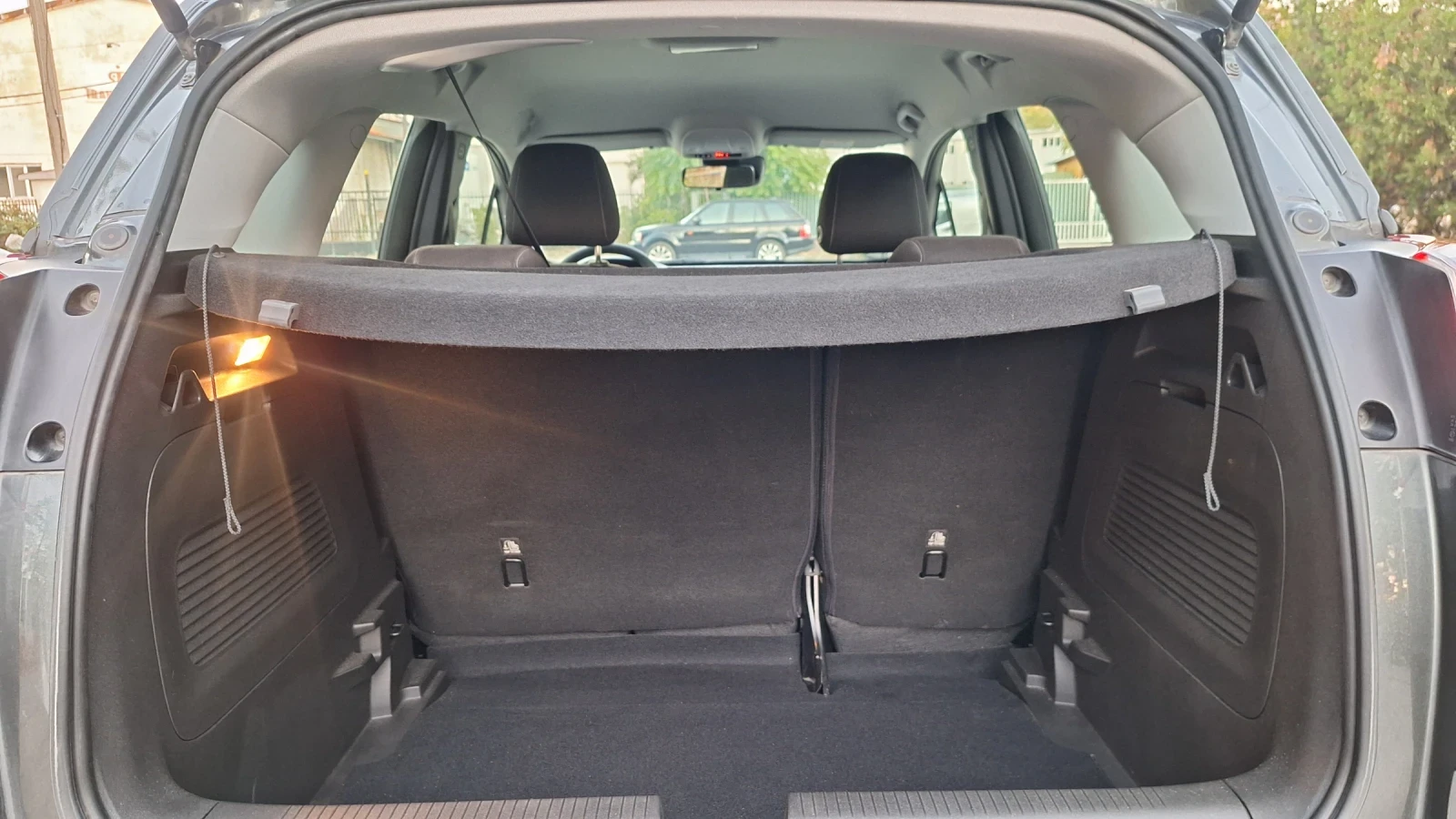 Opel Crossland X EURO 6B - изображение 10