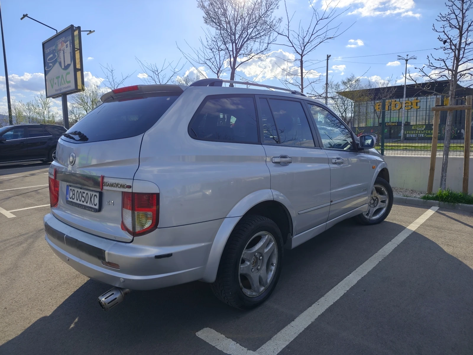 SsangYong Kyron 4X4 * КЛИМАТРОНИК* !КОЖА! !ТОП!!, снимка 4 - Автомобили и джипове - 54099586