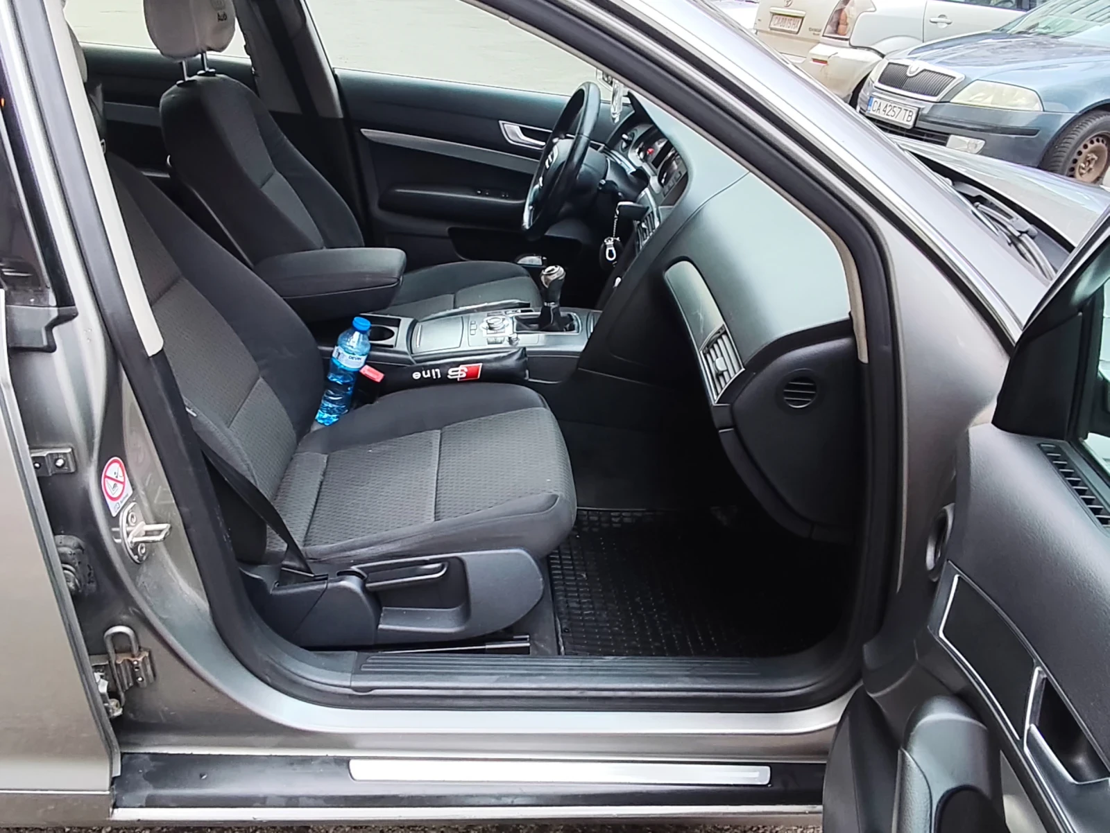 Audi A6 3.0TDI 6СК ! * КЛИМАТРОНИК*  !ТОП!!, снимка 9 - Автомобили и джипове - 53859001