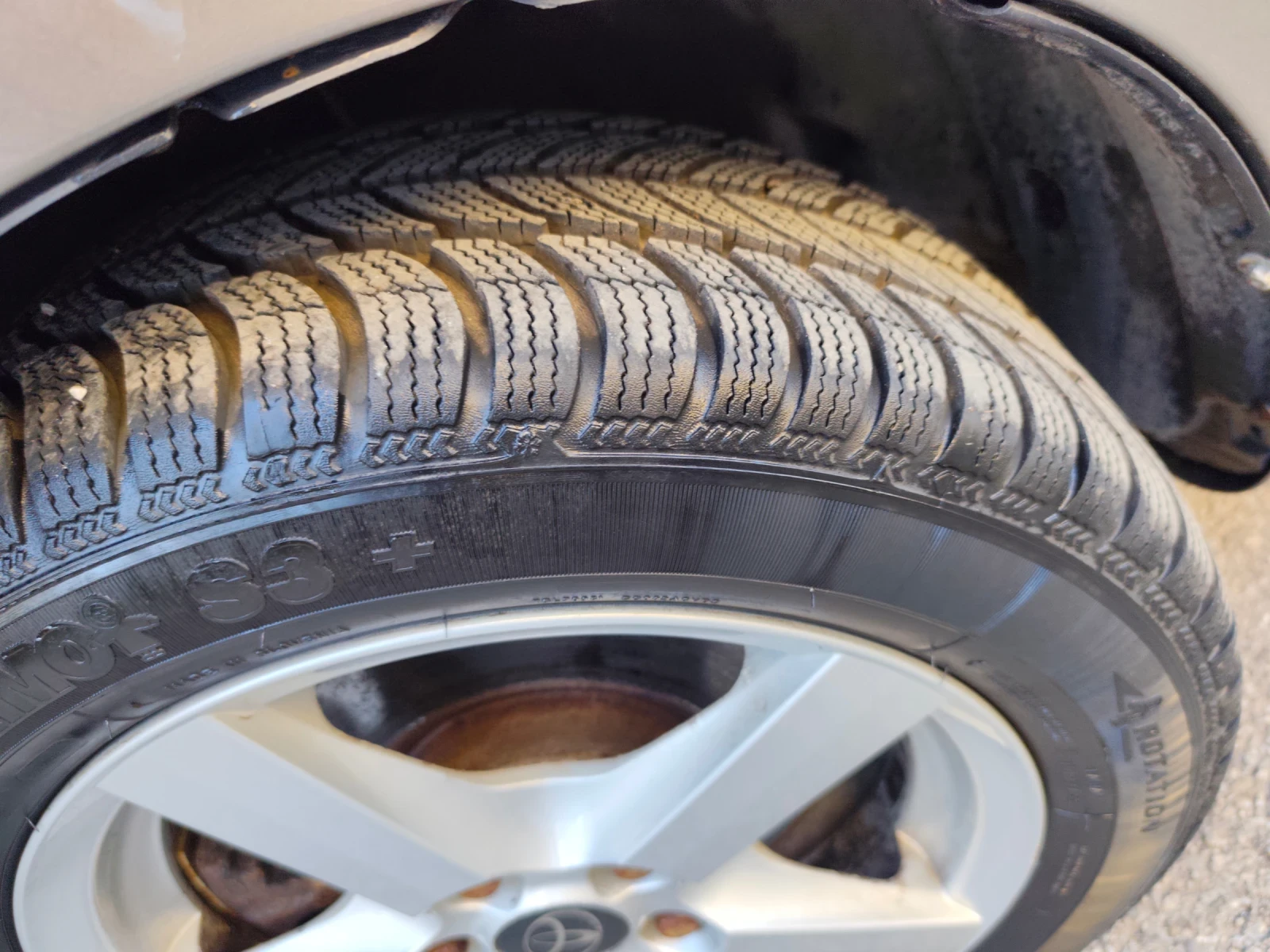 Toyota Avensis Facelift!! 6СК! * КЛИМАТРОНИК* КОЖА!НАВИ!   ТОП!!, снимка 16 - Автомобили и джипове - 53754477