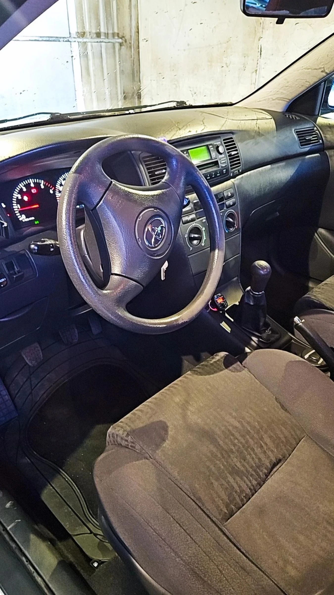 Toyota Corolla  - изображение 5
