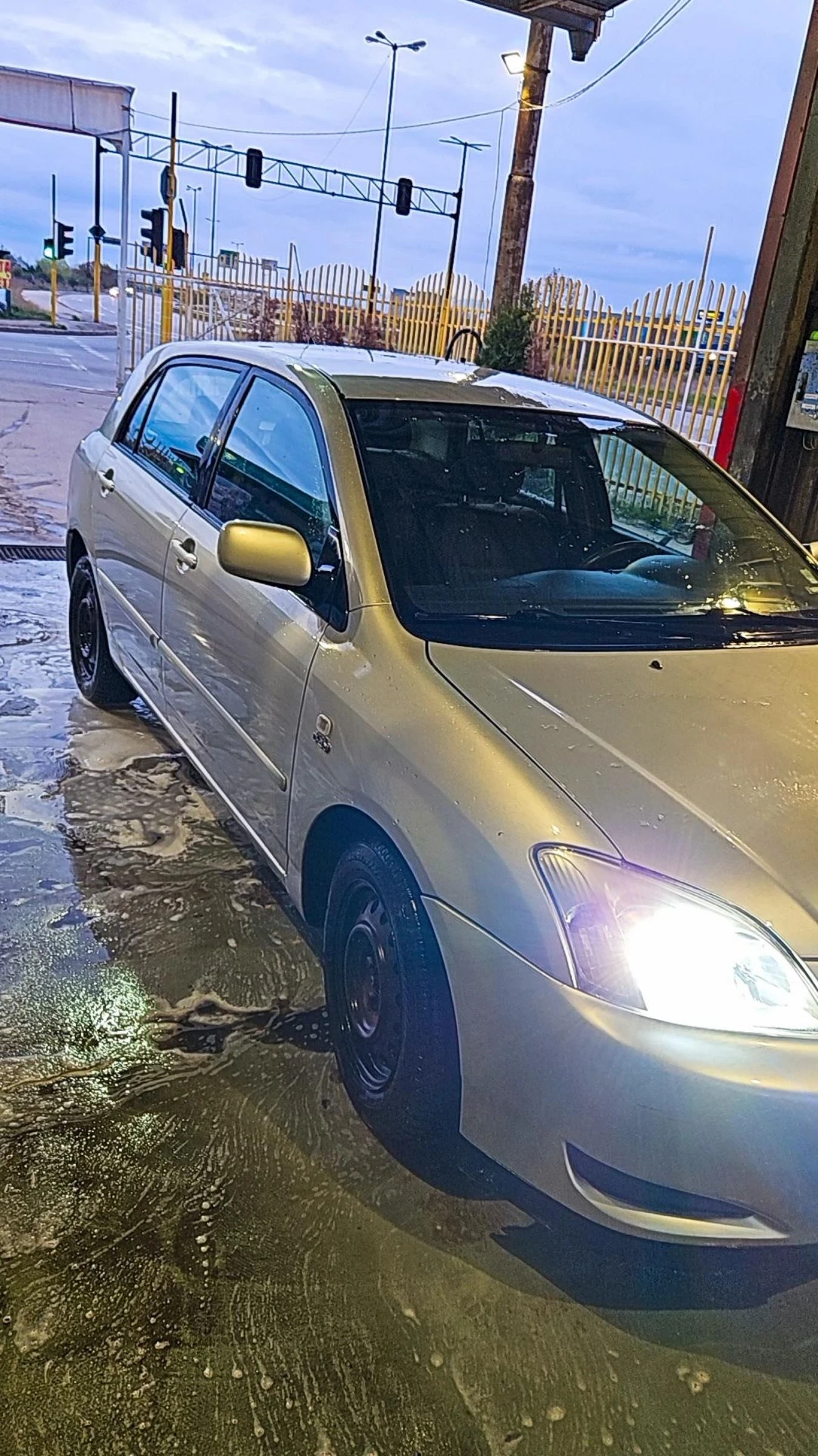 Toyota Corolla  - изображение 10