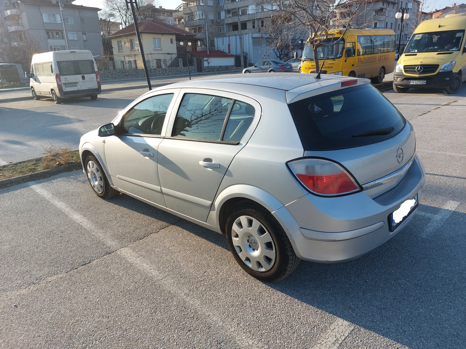 Opel Astra H, 1.6 - изображение 6
