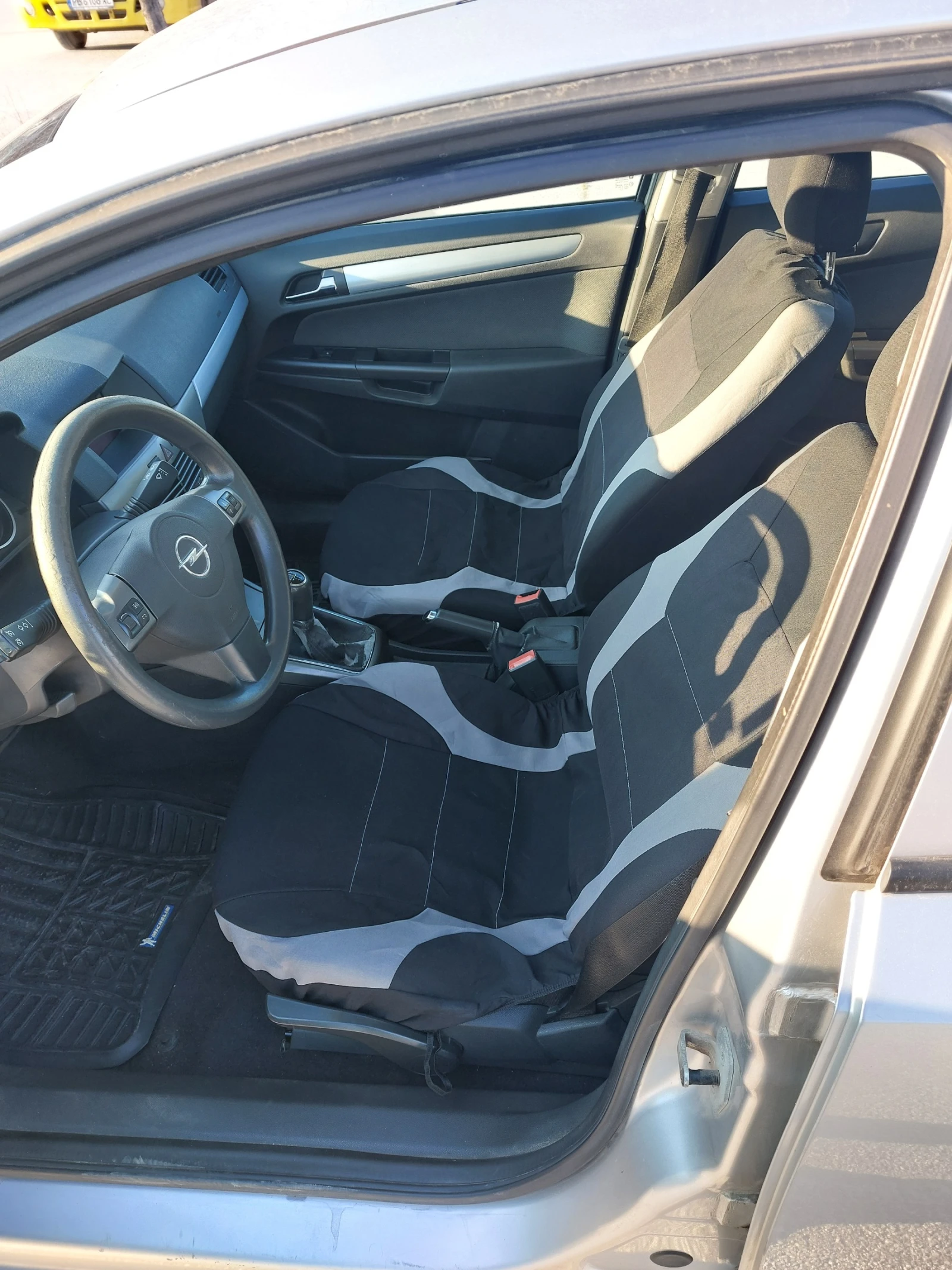 Opel Astra H, 1.6 - изображение 8