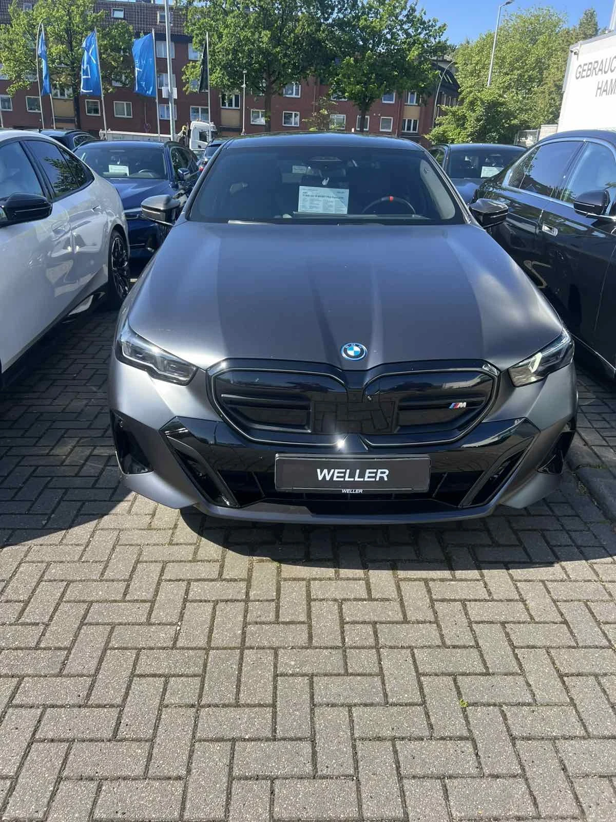 BMW i5 M60  3 Xdrive B&W Adaptive Panorama  | Mobile.bg   4