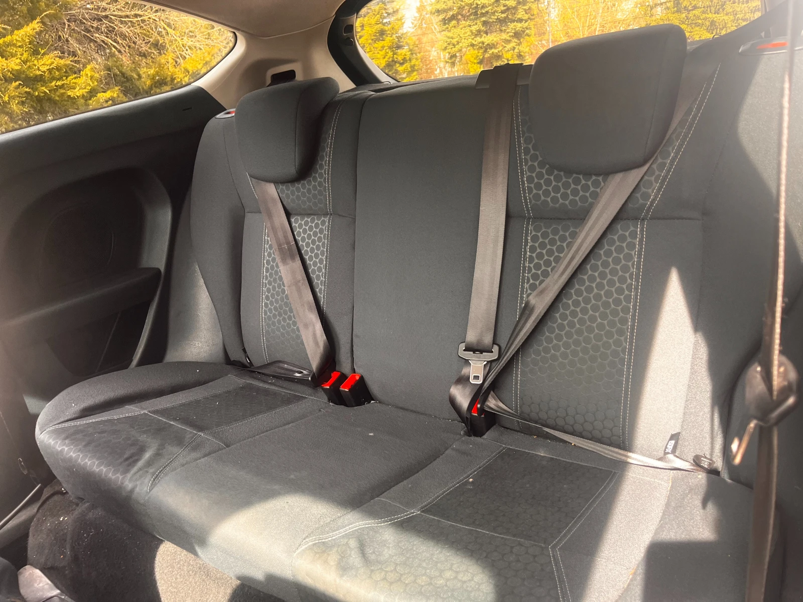 Ford Fiesta  - изображение 10