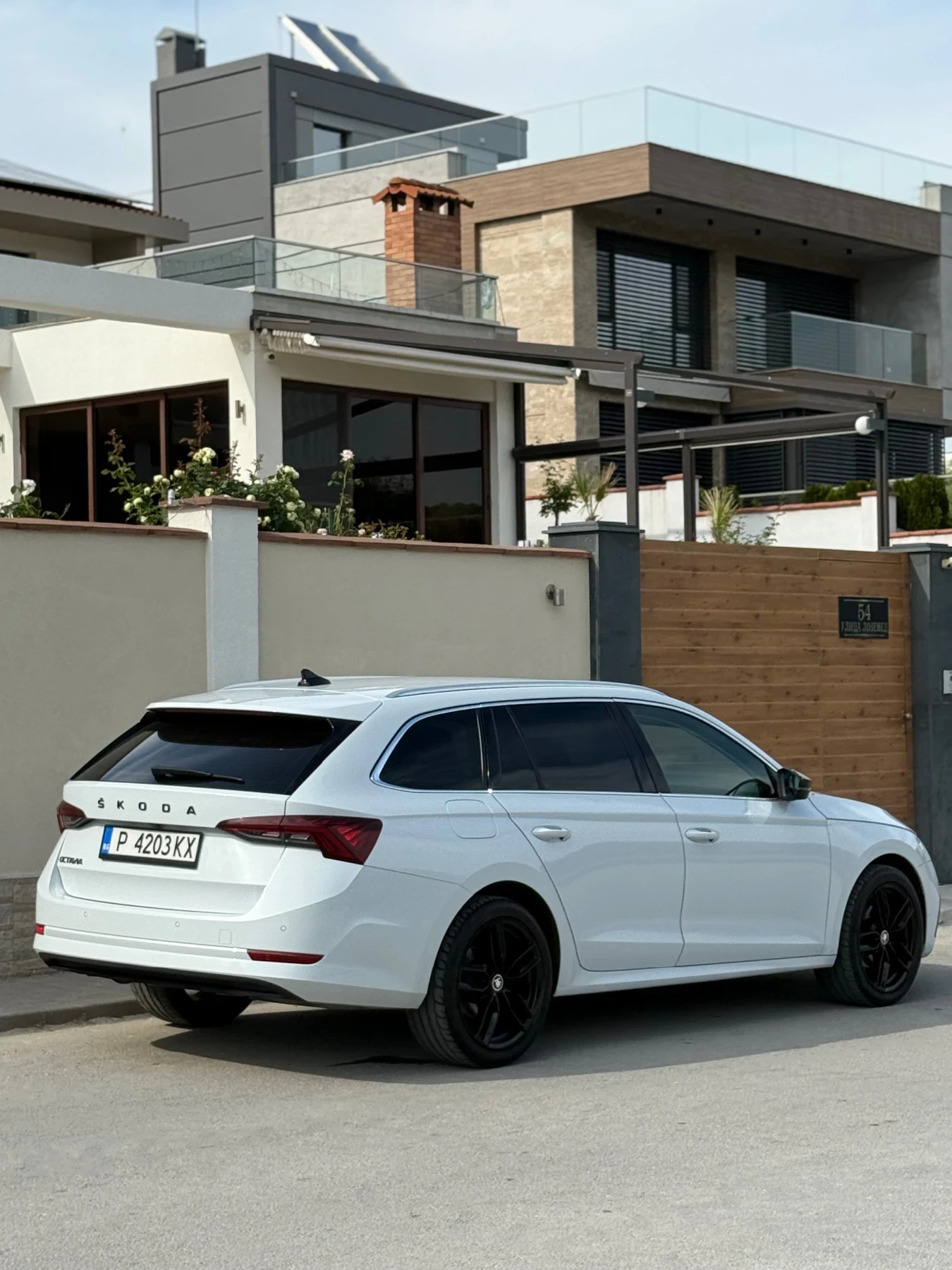 Skoda Octavia Skoda Octavia 2.0 TDI 7-DSG 150к.с 2020 - изображение 4