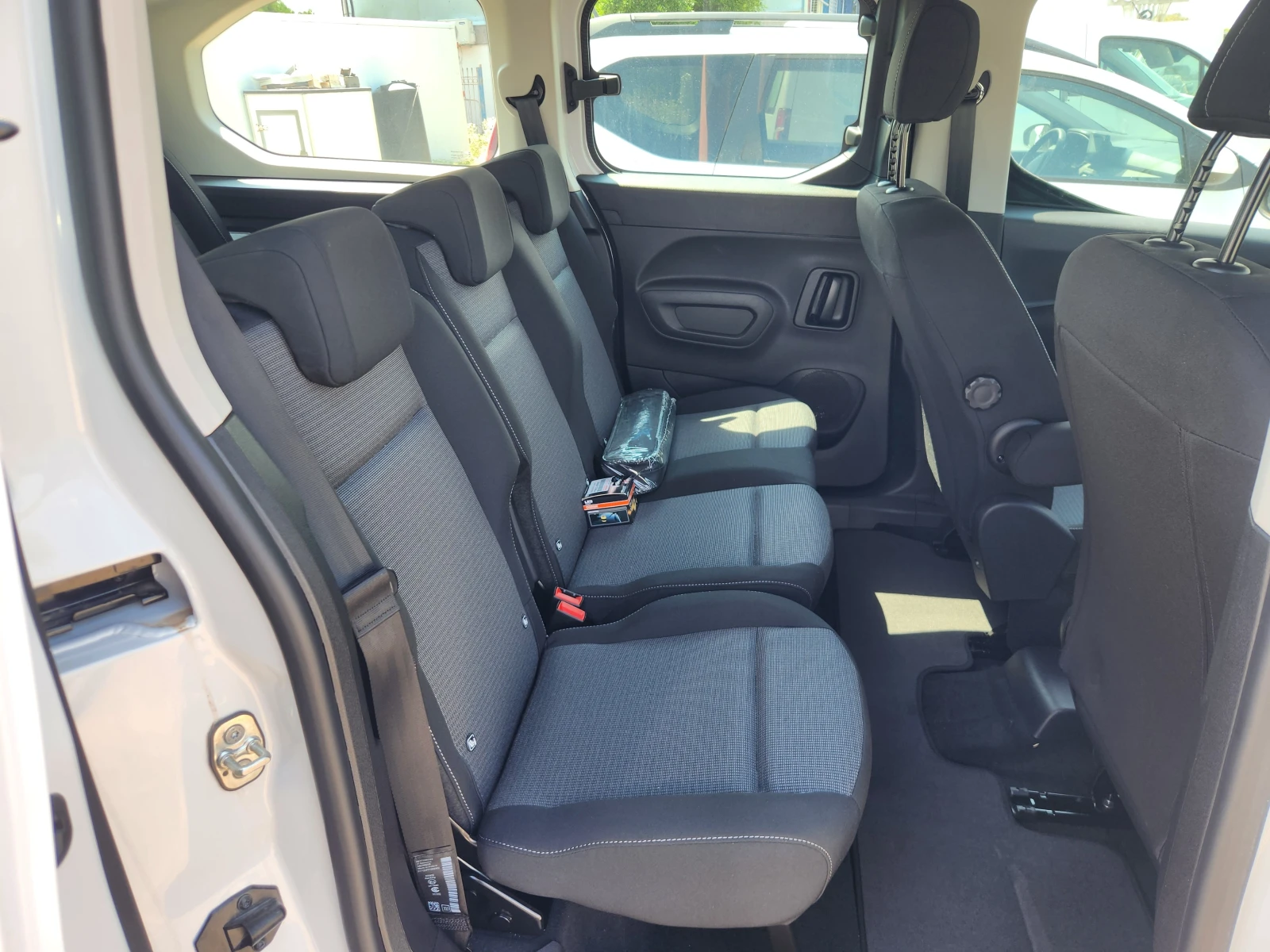 Toyota Proace City Verso НОВО 0km 7места L2 - изображение 5