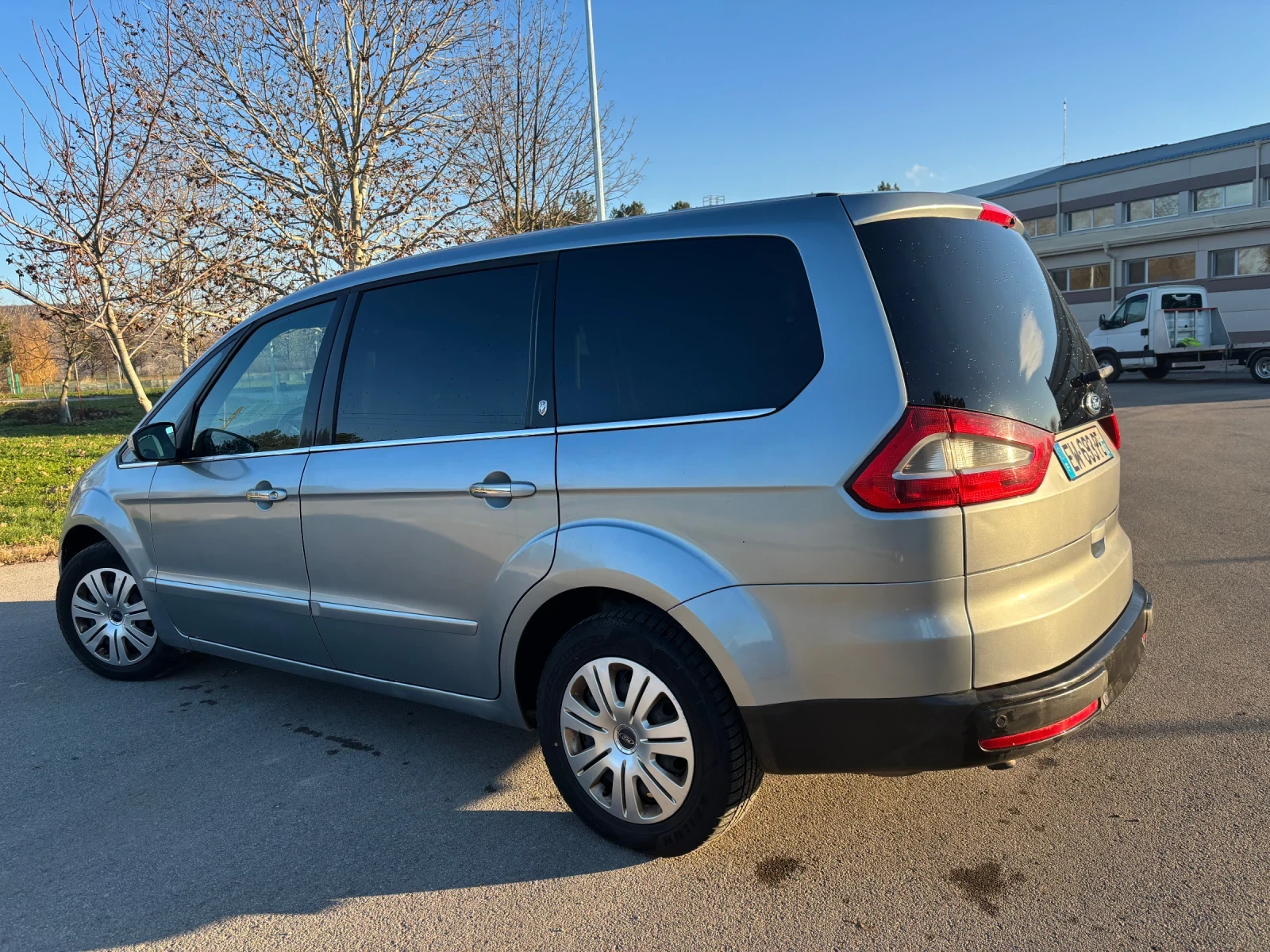 Ford S-Max GHIA - изображение 4