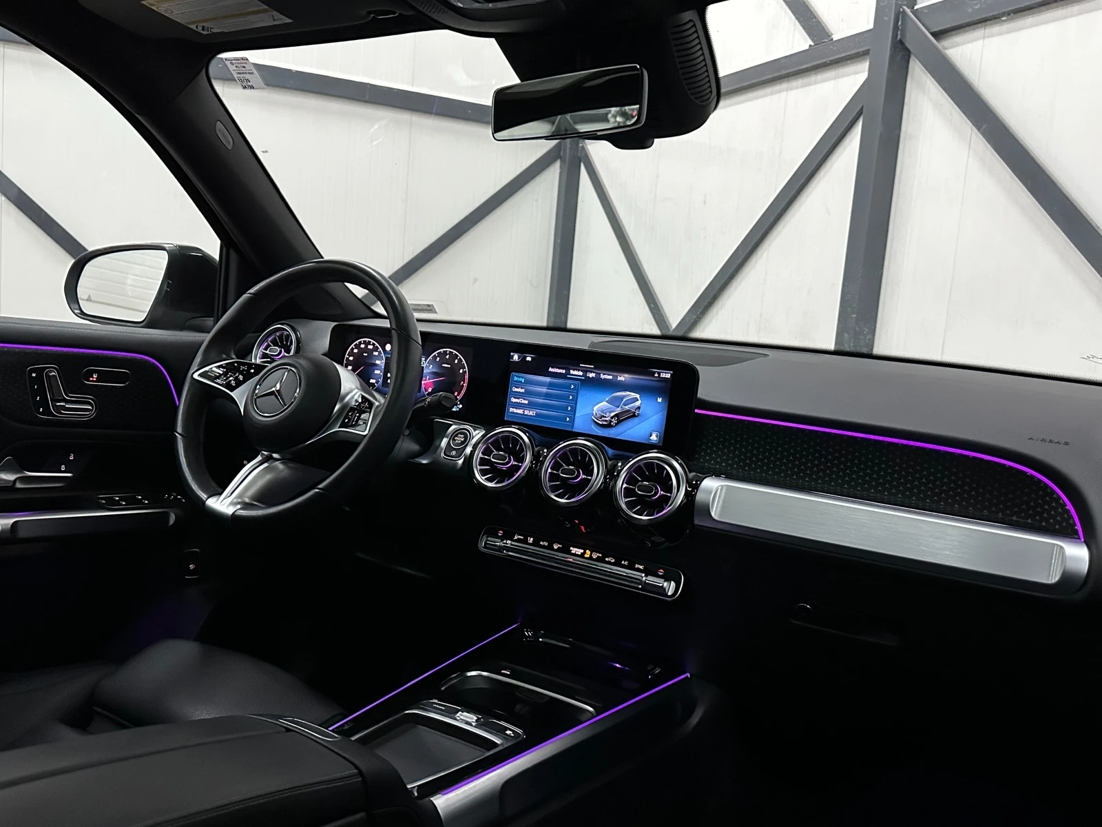 Mercedes-Benz GLB 250 DISTR* 30 000��* 4MATIC* ������ �����*  | Mobile.bg � ����������� 10