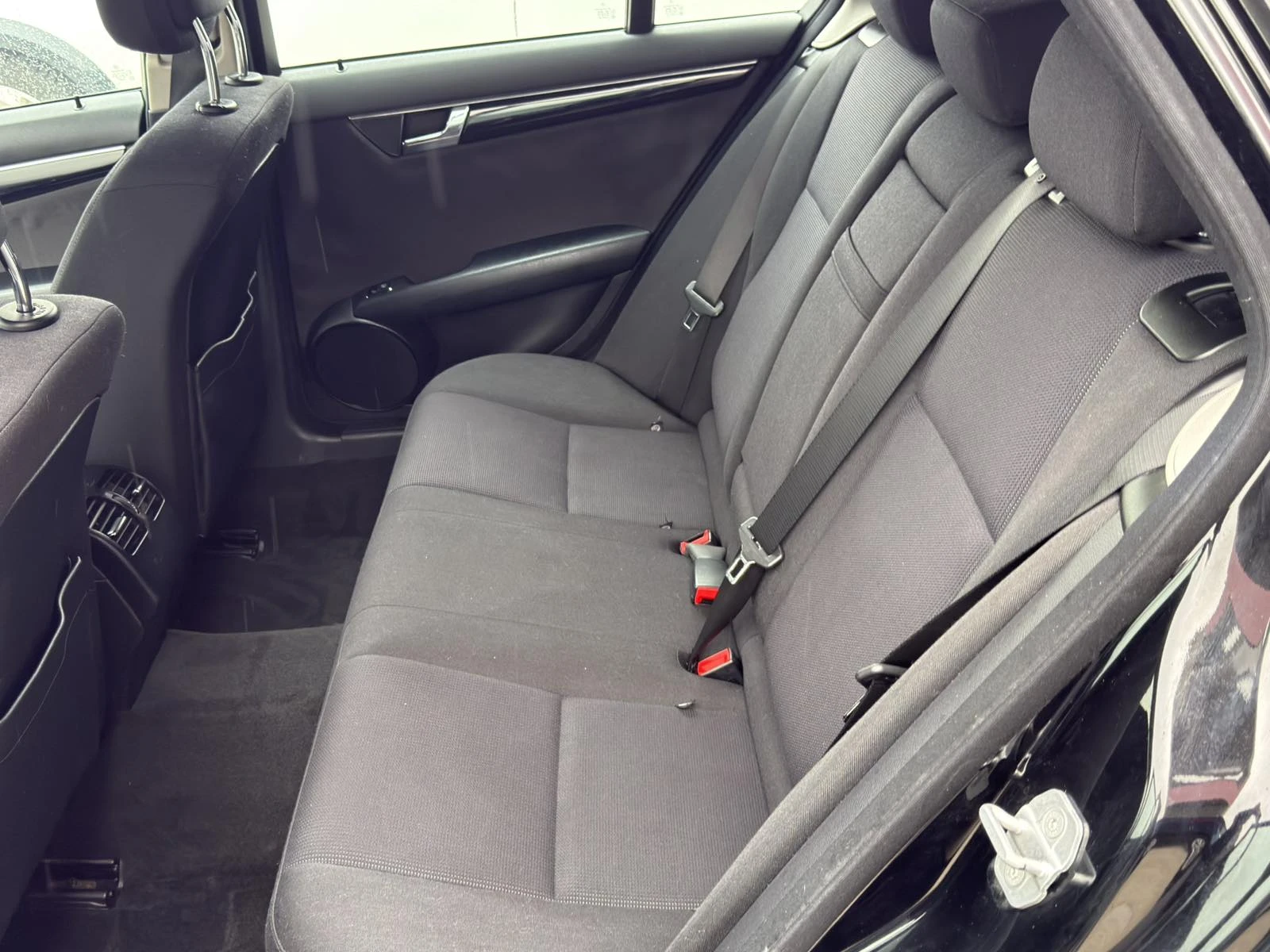 Mercedes-Benz C 200 2.2 CDi EURO 5A, снимка 9 - Автомобили и джипове - 53932193