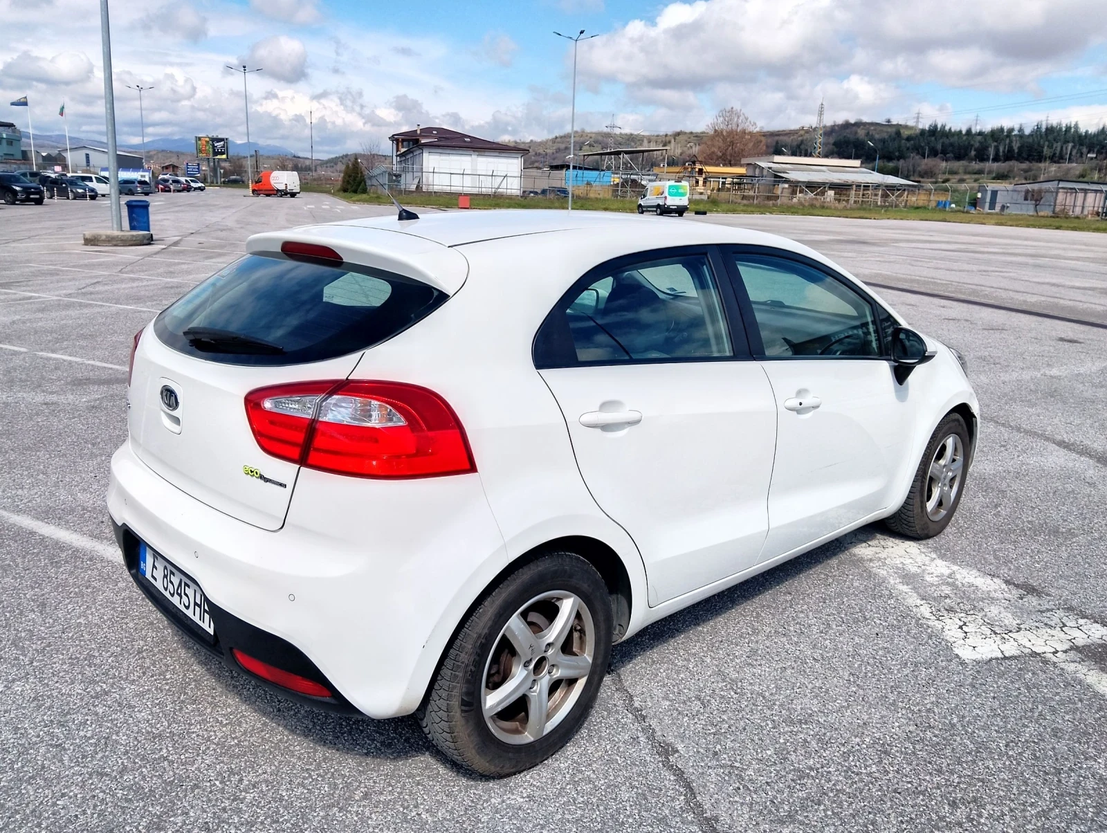 Kia Rio ������  | Mobile.bg � ����������� 3