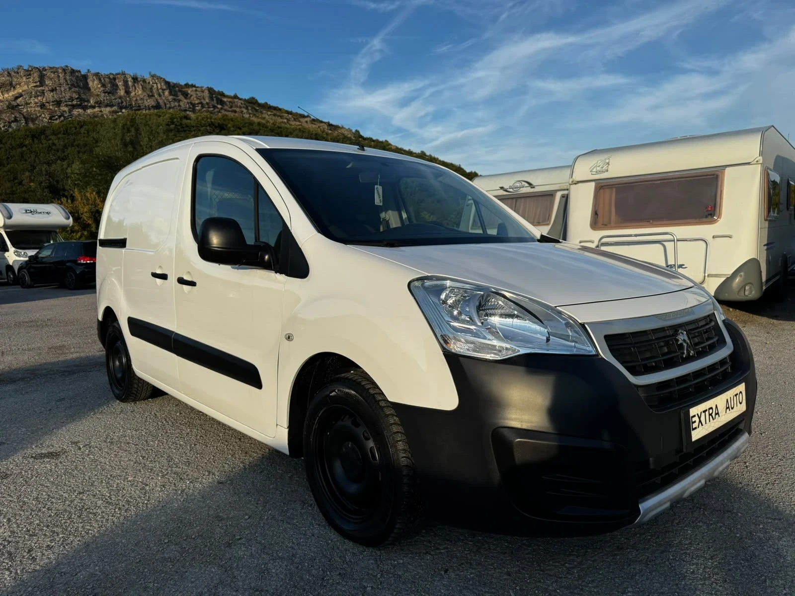 Peugeot Partner 1.6 HDi, АВТОМАТ, КЛИМАТИК, EURO 6, ДВЕ СТРАНИЧНИ , снимка 6 - Автомобили и джипове - 54047643