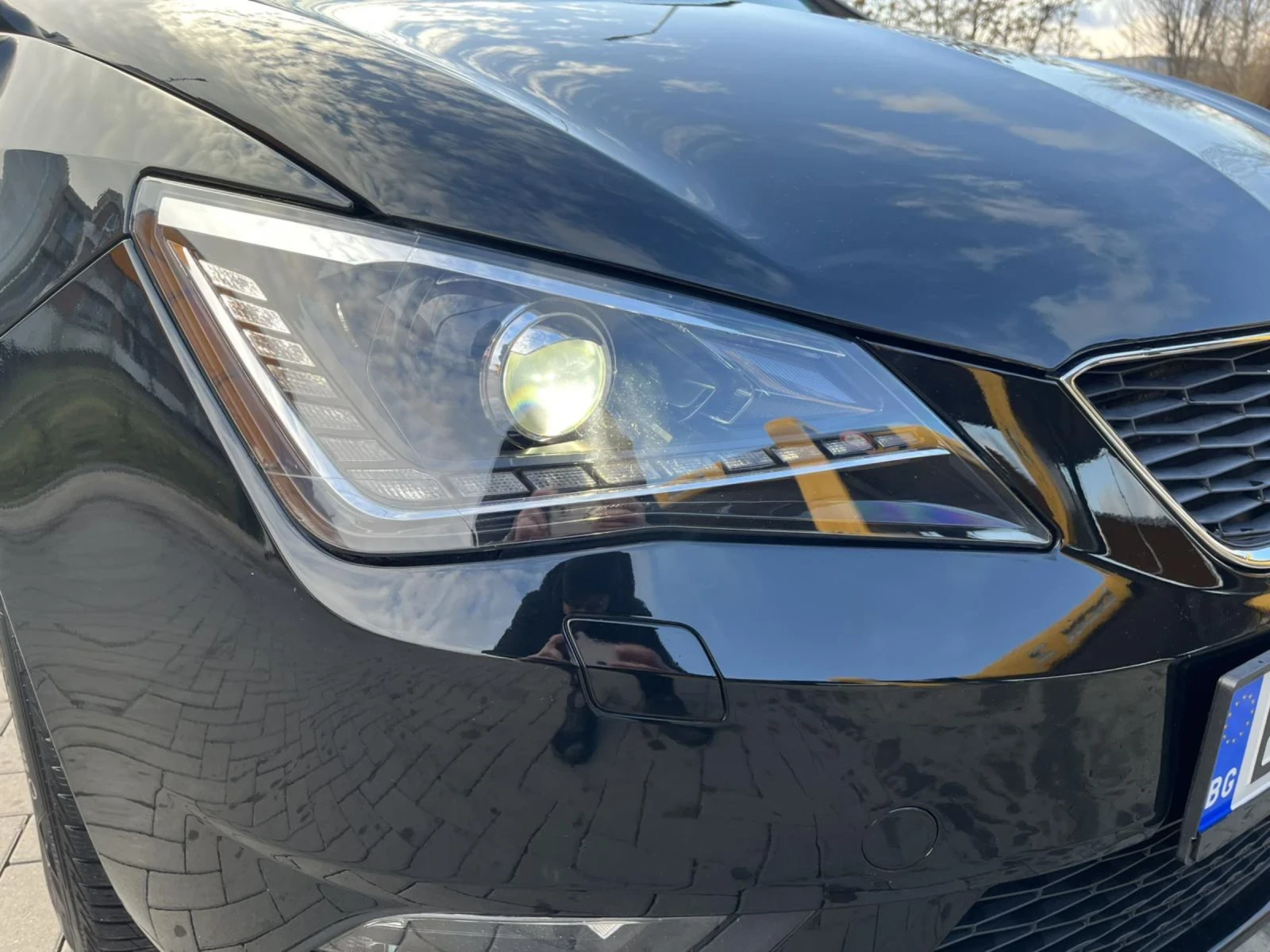 Seat Ibiza 1.2 TSi Connect, снимка 4 - Автомобили и джипове - 54245158