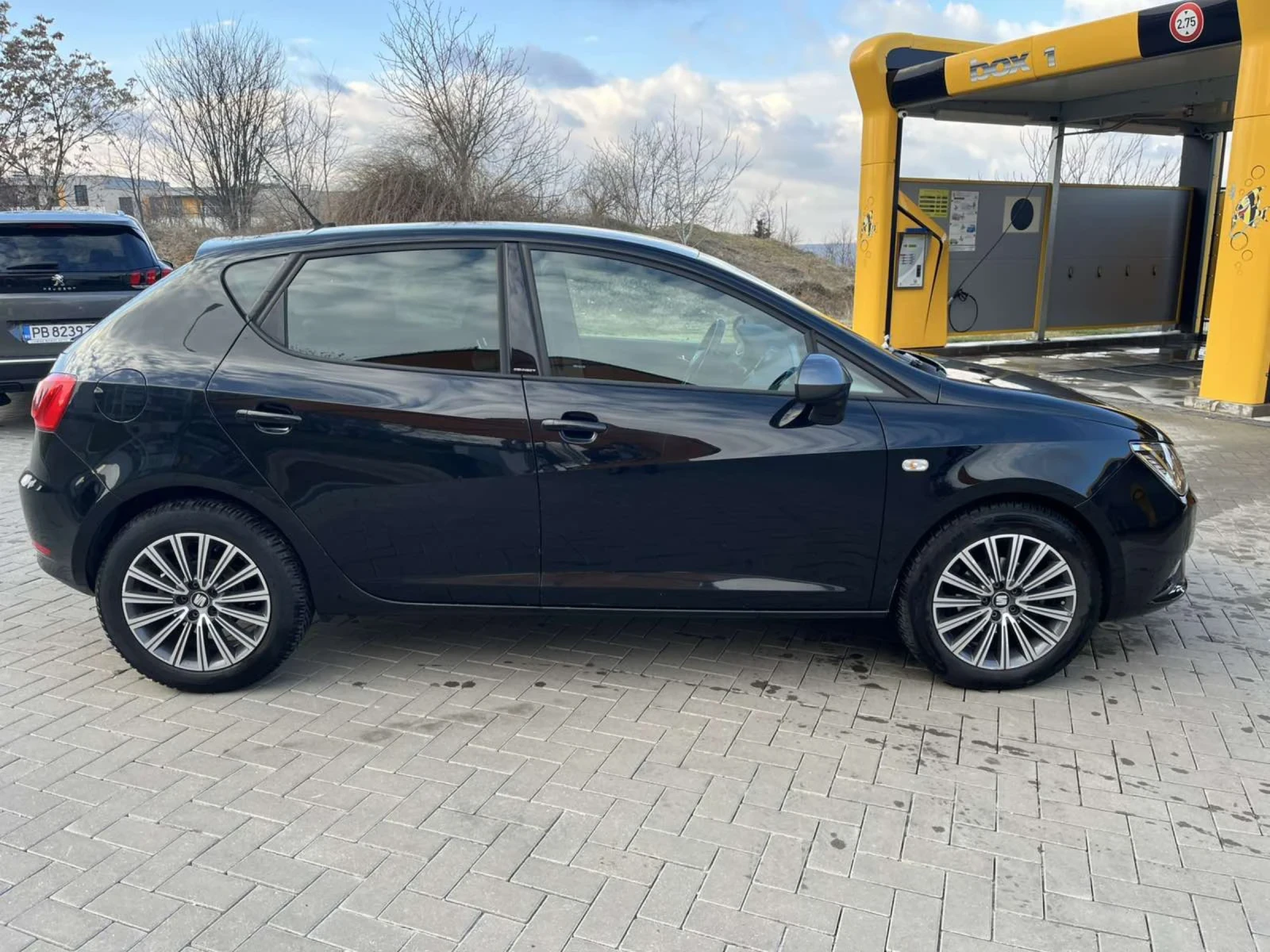 Seat Ibiza 1.2 TSi Connect, снимка 6 - Автомобили и джипове - 54245158