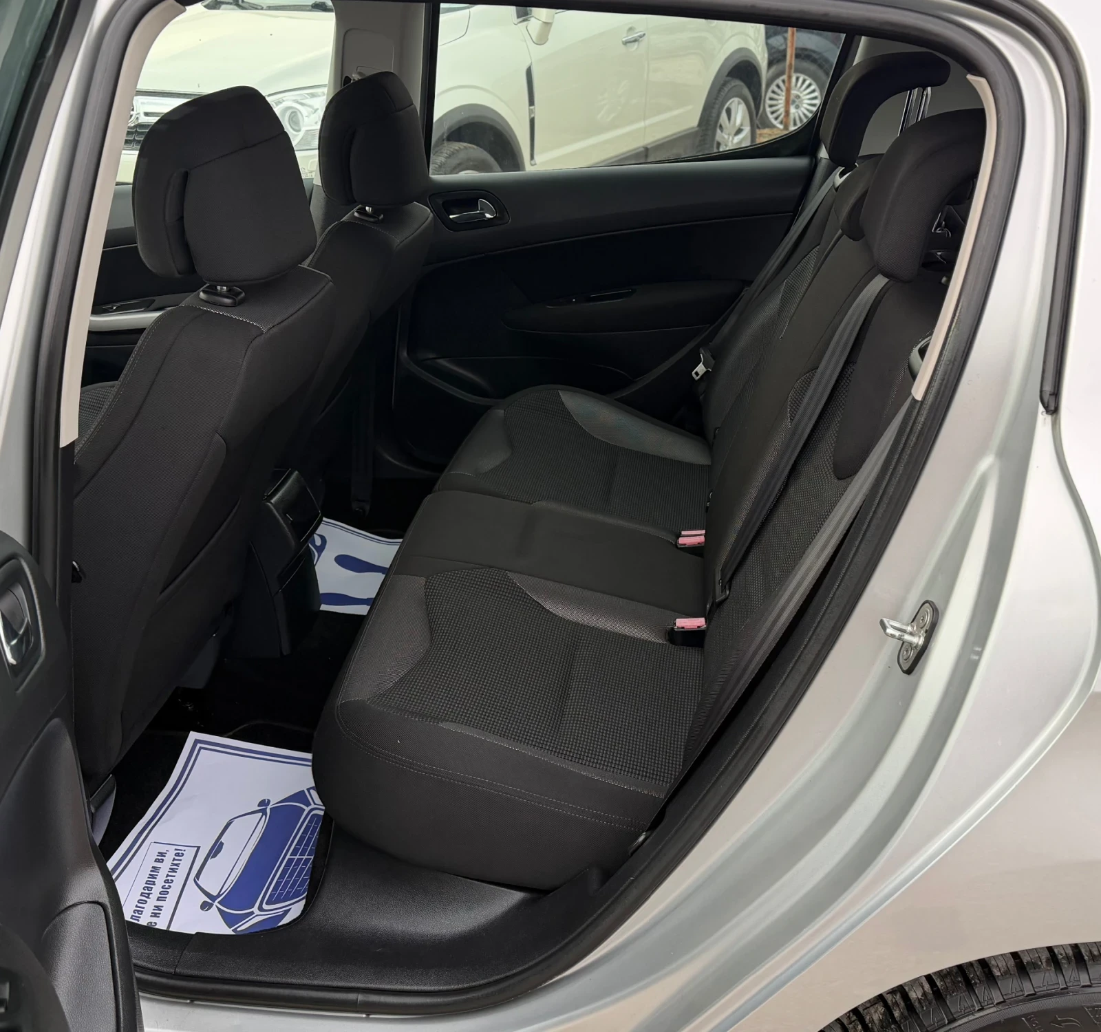 Peugeot 308 1.6i 16v ГАЗ, снимка 8 - Автомобили и джипове - 54459793