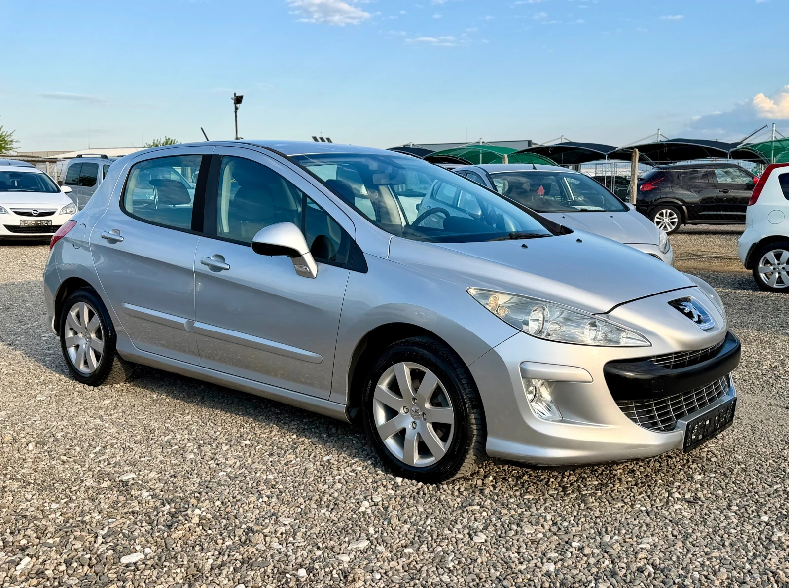 Peugeot 308 1.6i 16v ГАЗ, снимка 3 - Автомобили и джипове - 54459793