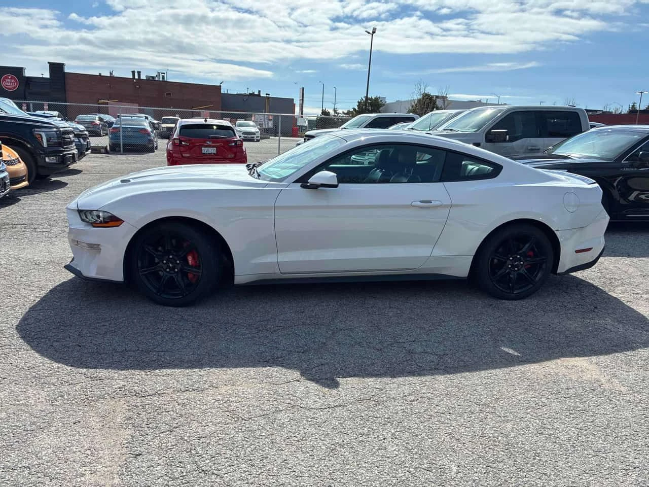 Ford Mustang * EcoBoost * CARFAX * ОБДУХВАНЕ * НАВИГАЦИЯ * , снимка 2 - Автомобили и джипове - 54468344