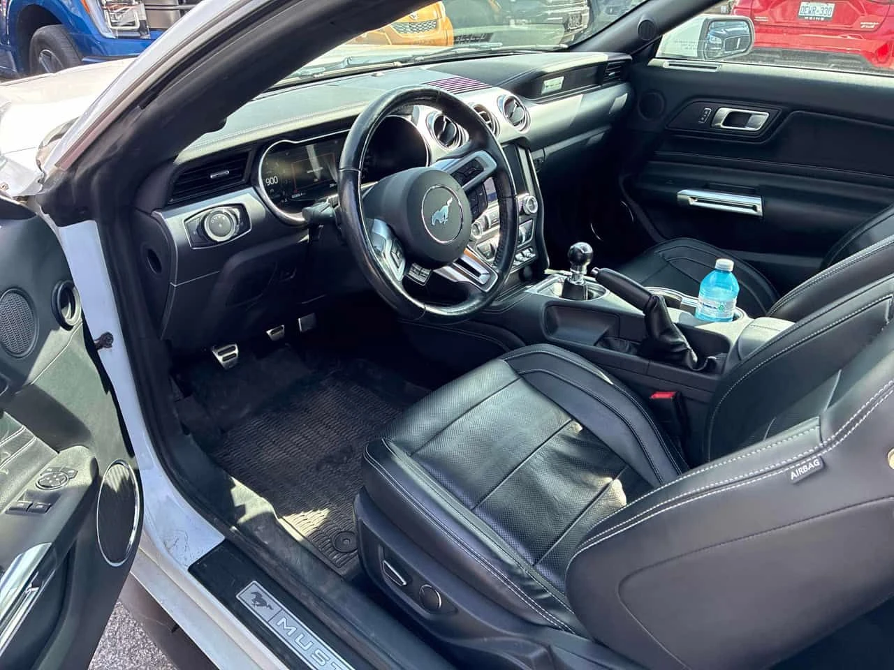 Ford Mustang * EcoBoost * CARFAX * ОБДУХВАНЕ * НАВИГАЦИЯ * , снимка 8 - Автомобили и джипове - 54468344