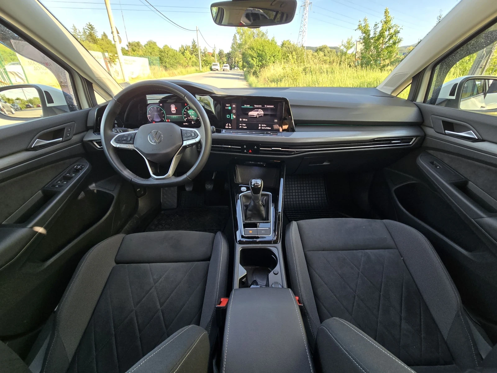 VW Golf 1.5 TSI/STILE/26000KM, снимка 12 - Автомобили и джипове - 54713923