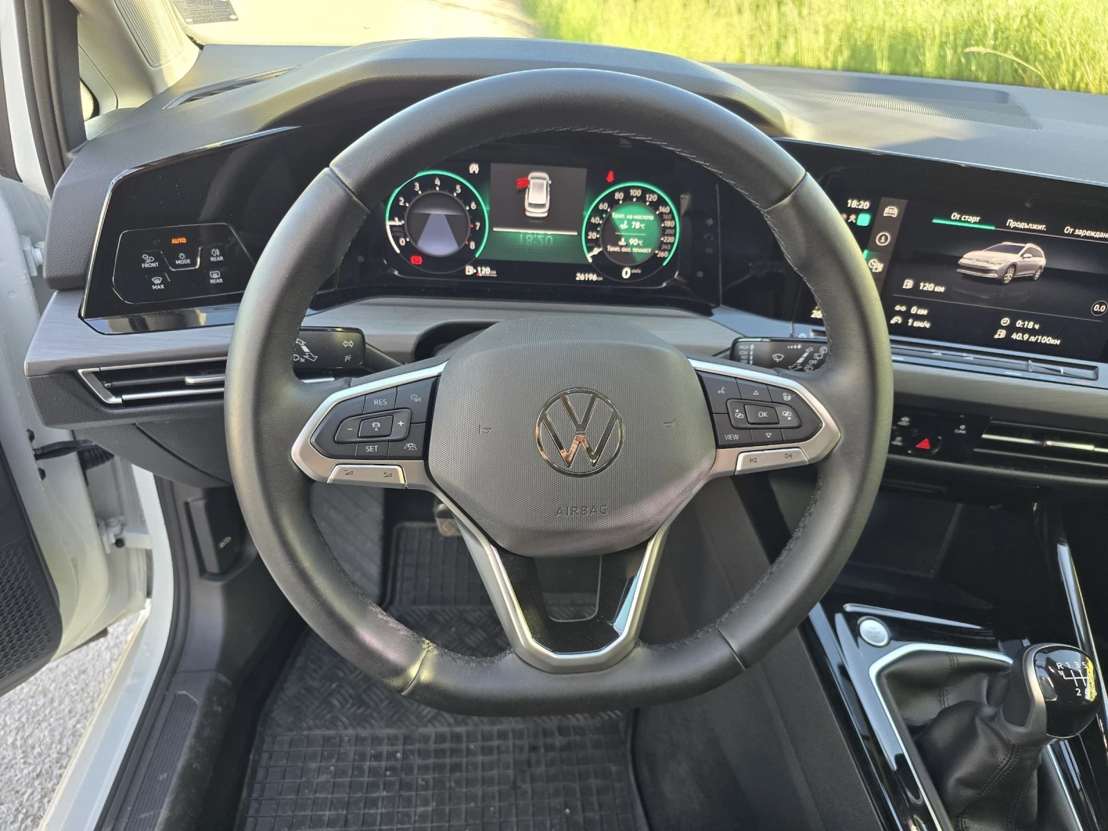 VW Golf 1.5 TSI/STILE/26000KM, снимка 8 - Автомобили и джипове - 54713923