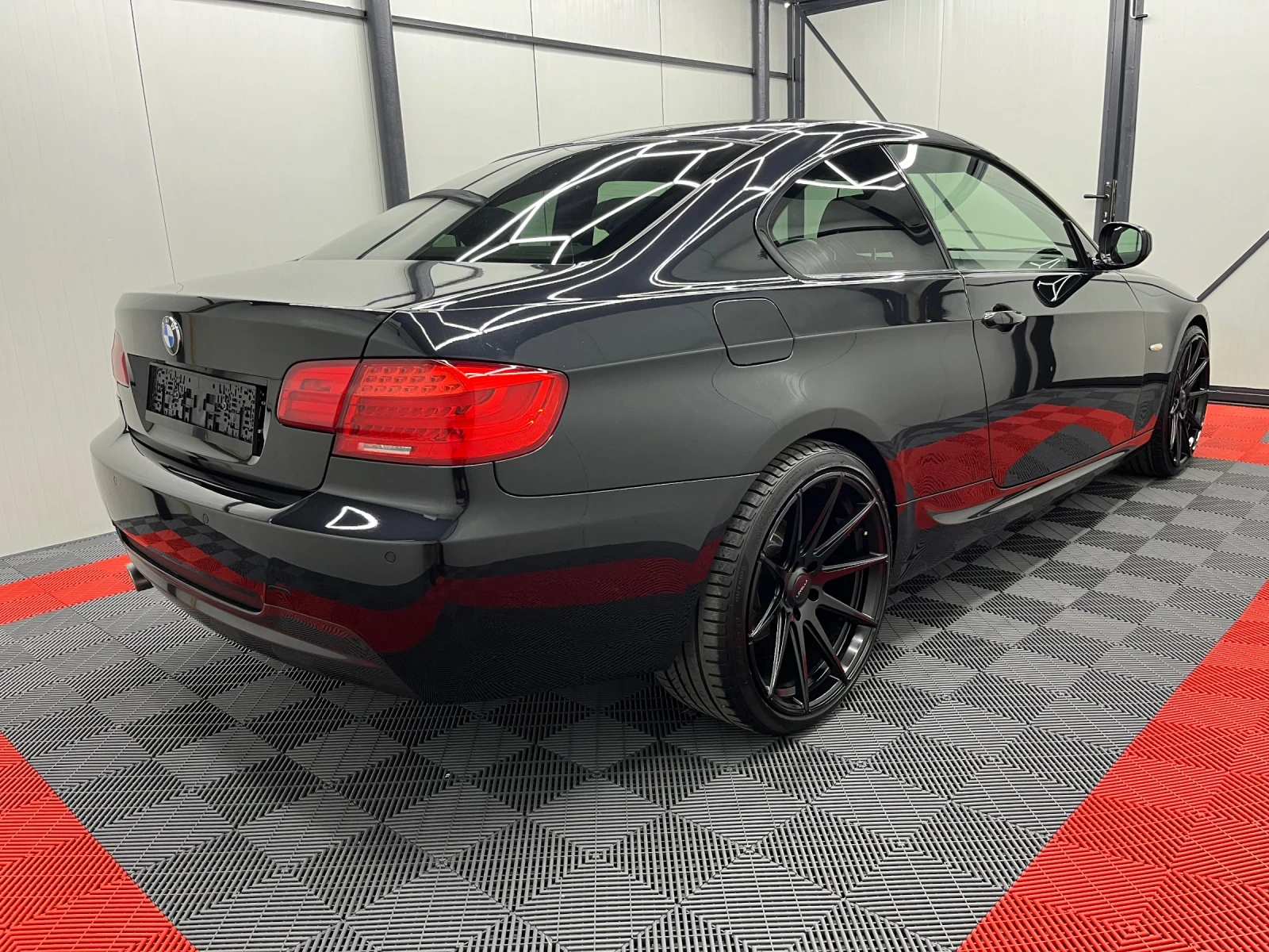 BMW 320, снимка 6 - Автомобили и джипове - 55092990