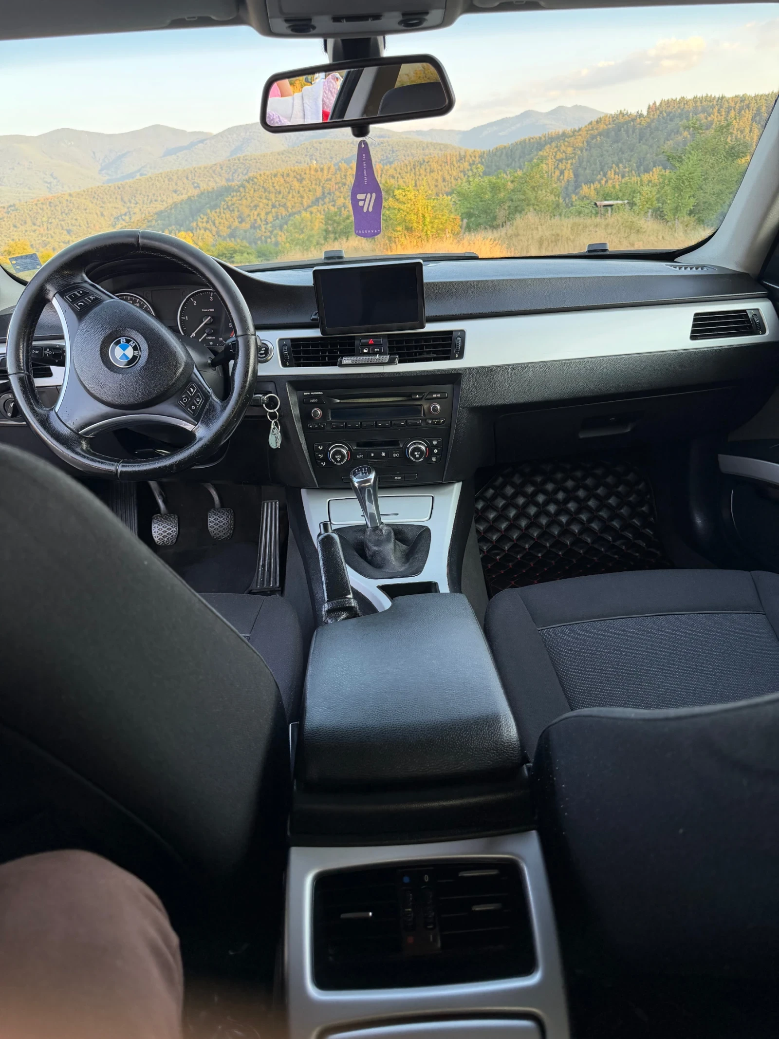 BMW 320, снимка 10 - Автомобили и джипове - 55730781