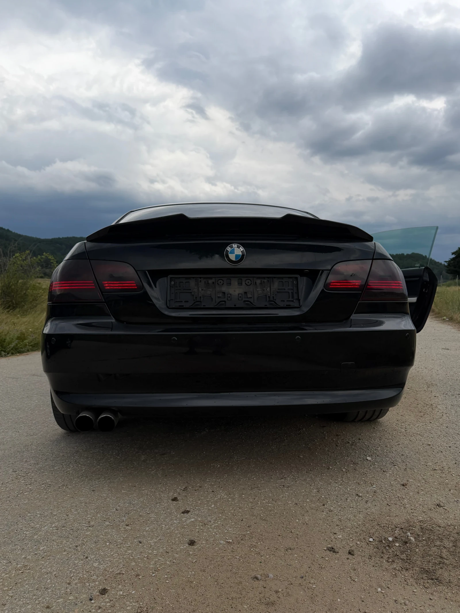 BMW 320, снимка 4 - Автомобили и джипове - 55424210
