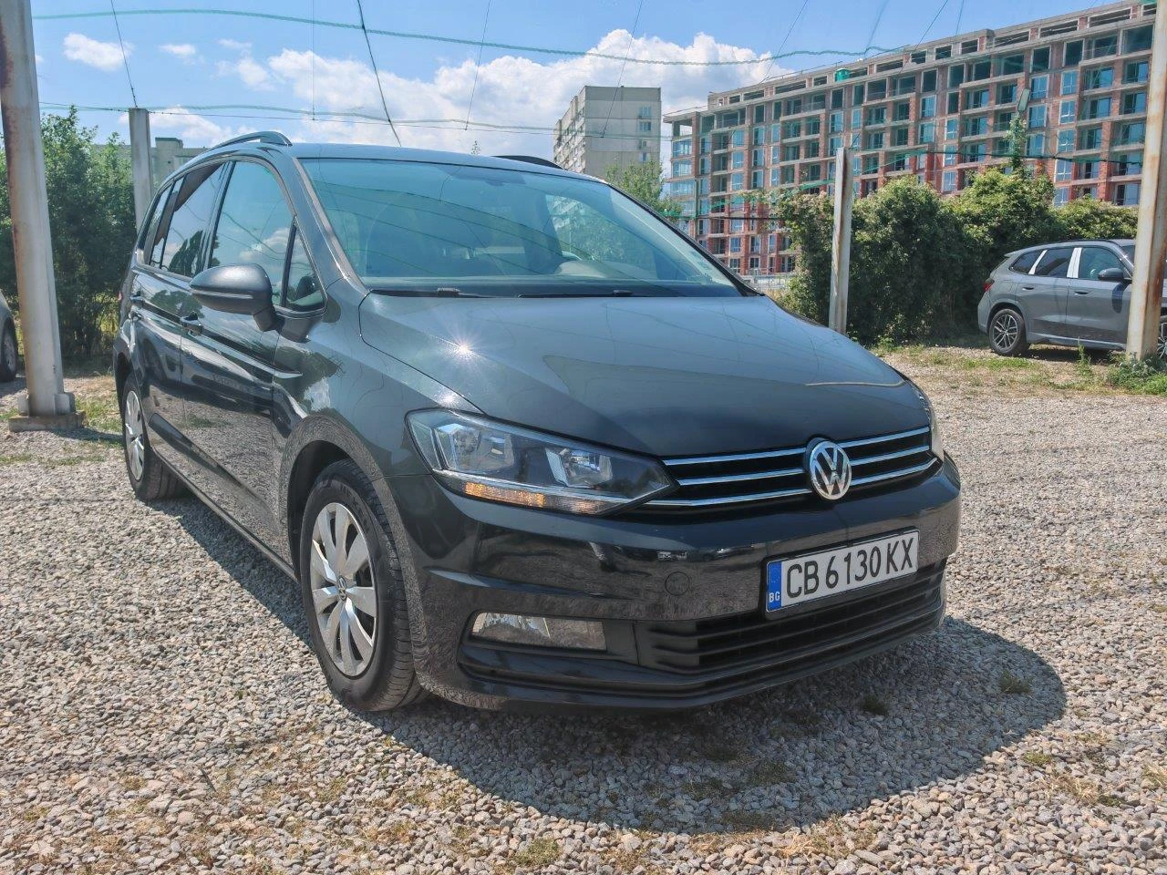 VW Touran 2.0TDI DSG 6+ 1места, снимка 2 - Автомобили и джипове - 55616644
