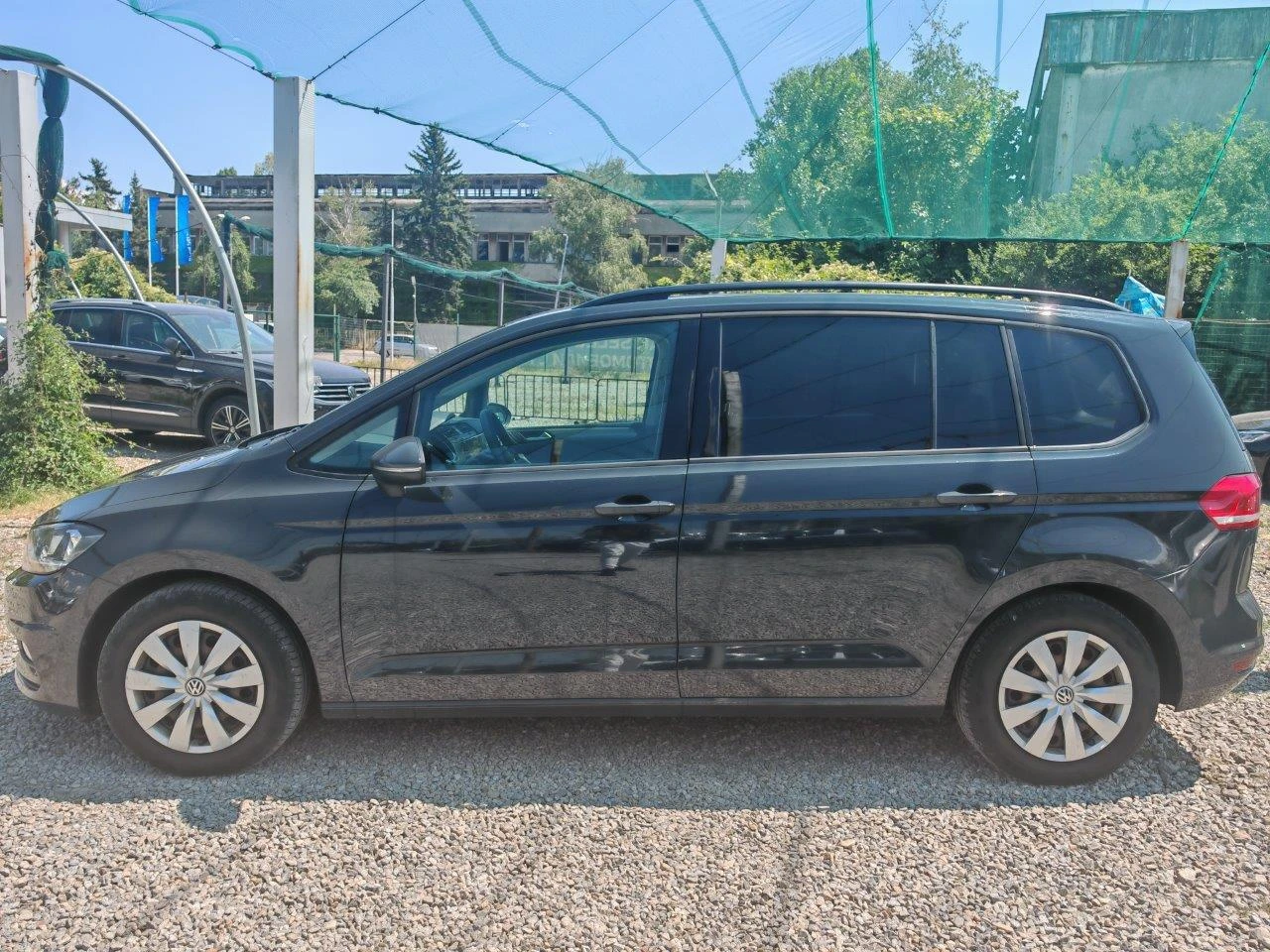 VW Touran 2.0TDI DSG 6+ 1места, снимка 4 - Автомобили и джипове - 55616644