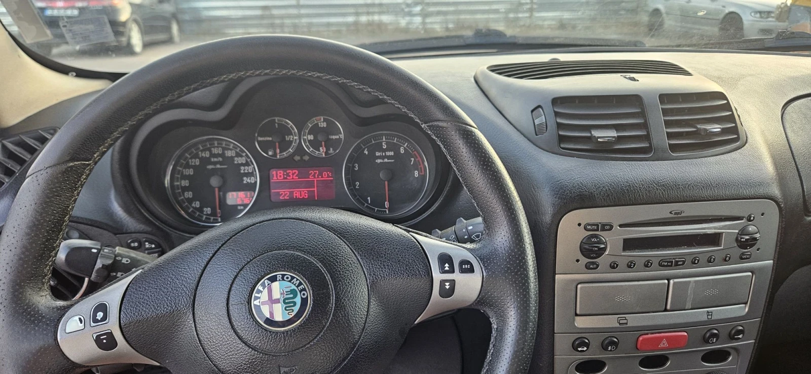 Alfa Romeo 147 1.6TS 105HP, снимка 6 - Автомобили и джипове - 55791651