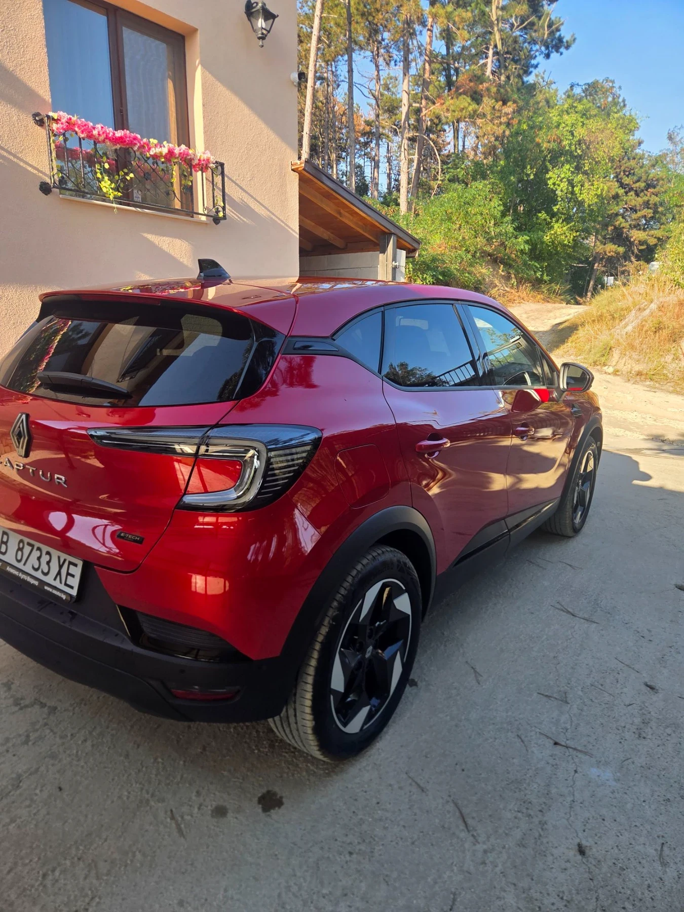 Renault Captur, снимка 5 - Автомобили и джипове - 55988316