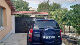 Suzuki Grand vitara, снимка 3 - Автомобили и джипове - 43113427