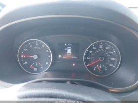 Обява за продажба на Kia Sportage 2.4L I-4 DI, DOHC, VVT, 181HP Front Wheel Drive ~22 100 лв. - изображение 11