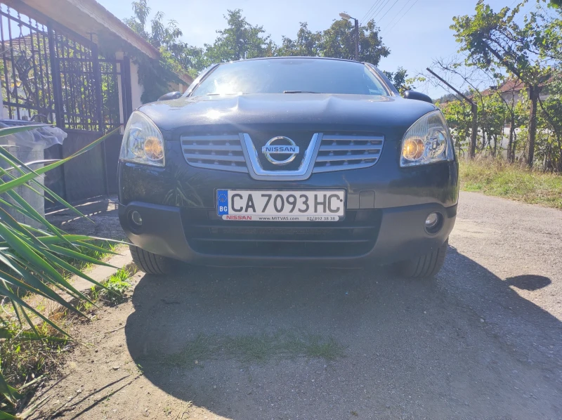 Nissan Qashqai 2, 0 бензин, снимка 12 - Автомобили и джипове - 47311130