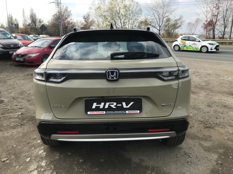 Honda Hr-v 1, 5 HYBRID, снимка 4 - Автомобили и джипове - 48040675