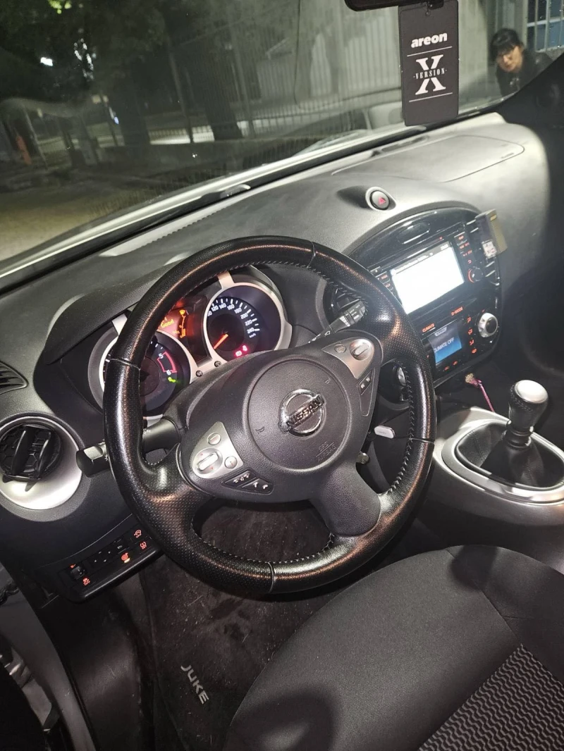 Nissan Juke 1.5 dci, снимка 10 - Автомобили и джипове - 48937006