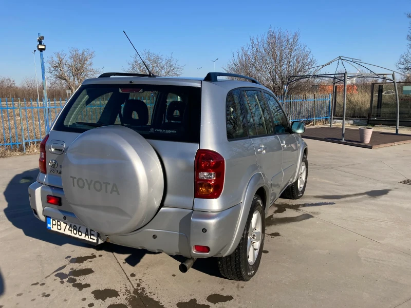 Toyota Rav4, снимка 2 - Автомобили и джипове - 52366938