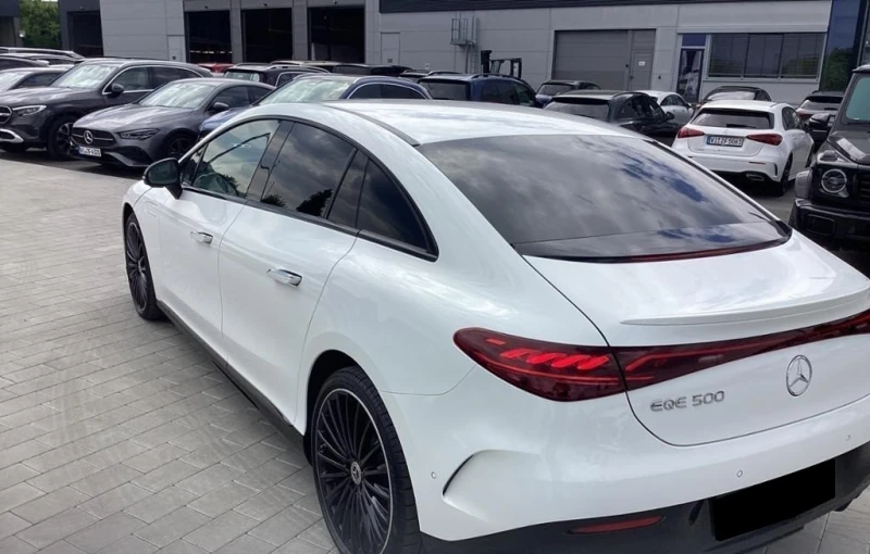 Mercedes-Benz EQE 500 AMG/4-MATIC/NIGHT/AIRMATIC/BURM/PANO/360/HUD/, снимка 5 - Автомобили и джипове - 50877553