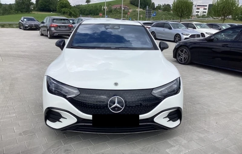Mercedes-Benz EQE 500 AMG/4-MATIC/NIGHT/AIRMATIC/BURM/PANO/360/HUD/, снимка 2 - Автомобили и джипове - 50877553