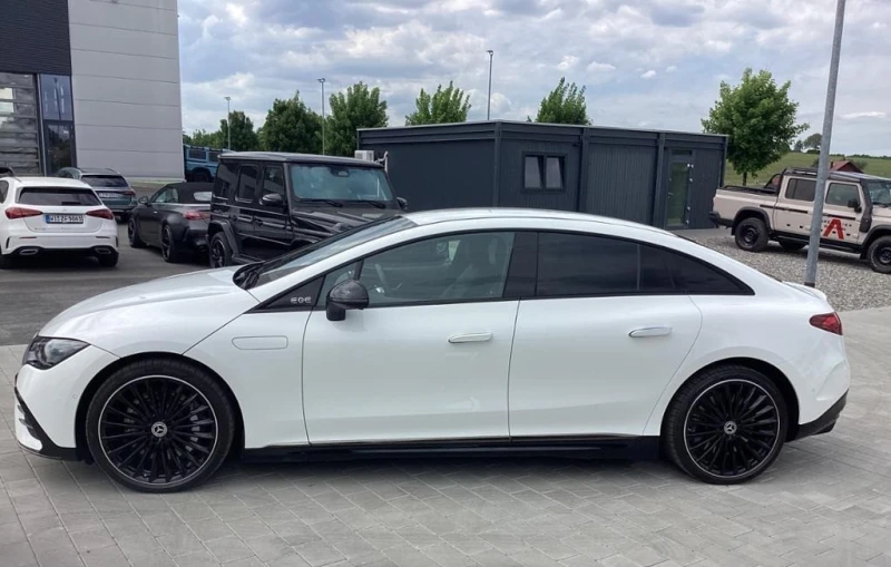 Mercedes-Benz EQE 500 AMG/4-MATIC/NIGHT/AIRMATIC/BURM/PANO/360/HUD/, снимка 4 - Автомобили и джипове - 50877553