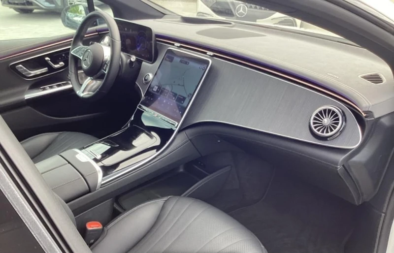 Mercedes-Benz EQE 500 AMG/4-MATIC/NIGHT/AIRMATIC/BURM/PANO/360/HUD/, снимка 13 - Автомобили и джипове - 50877553