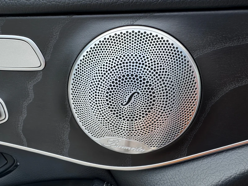 Mercedes-Benz GLC 250, снимка 10 - Автомобили и джипове - 52420939