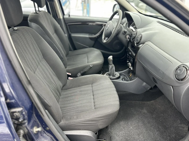 Dacia Duster, снимка 12 - Автомобили и джипове - 53203092