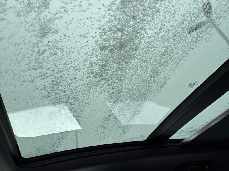 Audi Q3 Progressiv/CAMERA/PANO/NAVI/ПОДГРЕВИ, снимка 14 - Автомобили и джипове - 53452752