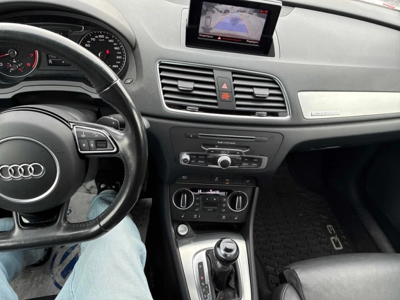 Audi Q3 Progressiv/CAMERA/PANO/NAVI/ПОДГРЕВИ, снимка 9 - Автомобили и джипове - 53452752